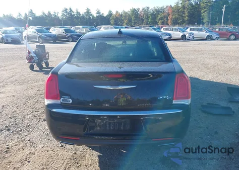 2016 Chrysler 300C Platinum Awd из США, поврежденный, VIN 2C3CCASG0GH128852